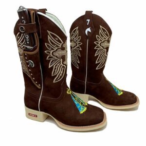 BotaFaca Cristã
- Couro Nobuck Chocolate | Bordados Cruz Bege e Nossa Senhora Tradicional