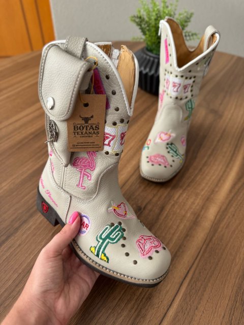 Texana Fabiana Infantil com Kit Canivete - Couro Floatter Branco/Bordado Símbolos - Imagem 3