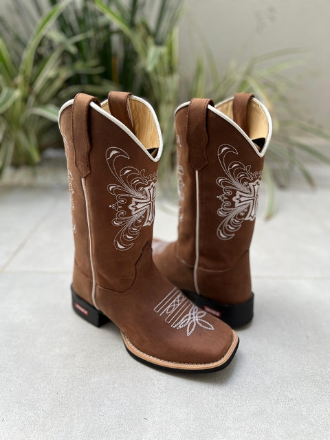 BOTA TEXANA BORDADO CRUZ BRANCA COURO MARROM