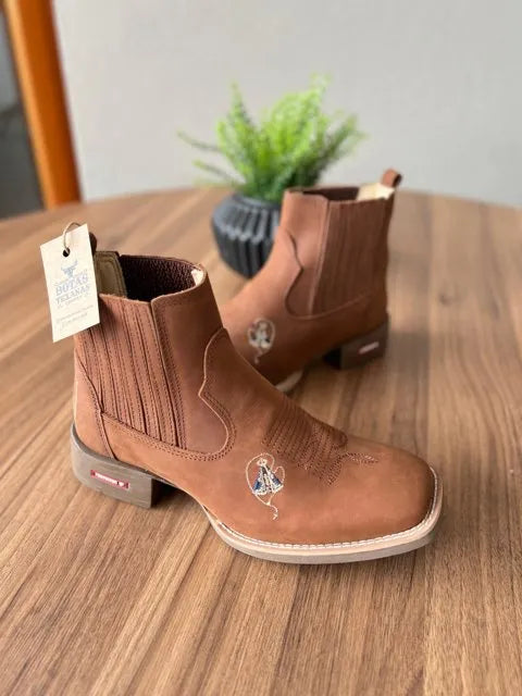 Botina Daniel - Couro Horse Nescau/ Bordado Padroeira