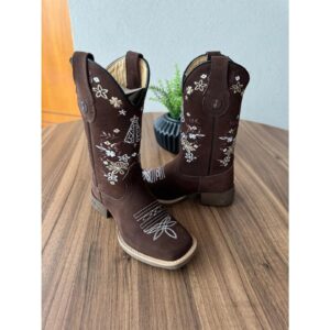 BOTA TEXANA - COURO NOBUCK CHOCOLATE BORDADO PADROEIRA E FLORES