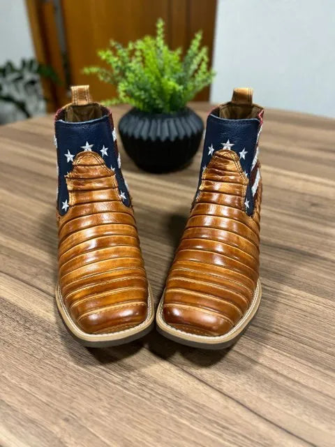 Botina Luís - Couro Pinhão Queimado Tatu/ Bordado Americana - Imagem 2