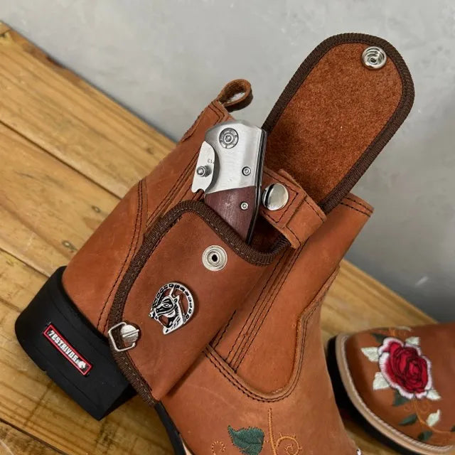 BotinaCanivete Amanda - Couro Crazy Horse Telha | Bordado Flores - Imagem 2