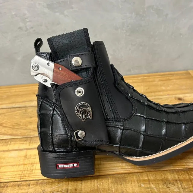 BotinaCanivete Dinossauro
- Couro Látego Preto Estilizado em Dinossauro - Imagem 4