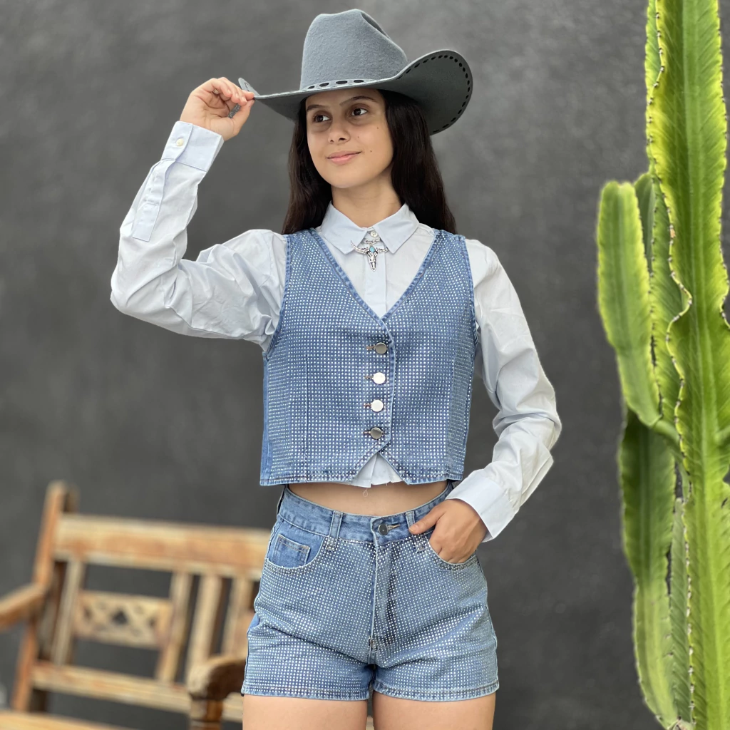 Conjunto B&C Shorts e Colete Lola Shine Stone