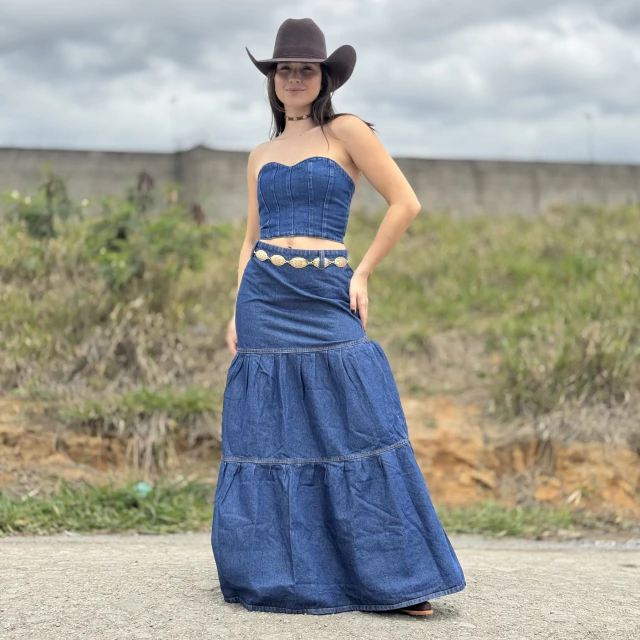 Conjunto Jeans Cowgirl Saia Longa e Cropped - Imagem 4